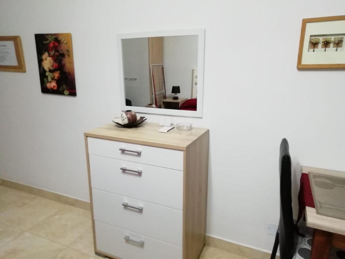 Citadel View Studio Penthouse Kerċem Екстериор снимка